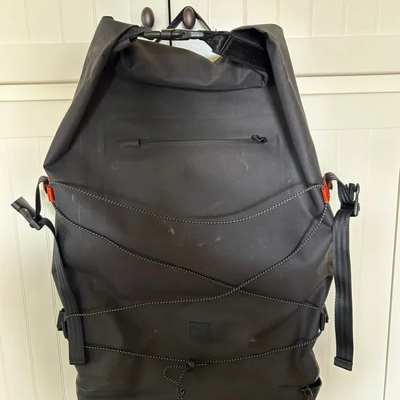 IAMRUNBOX commuting backpack